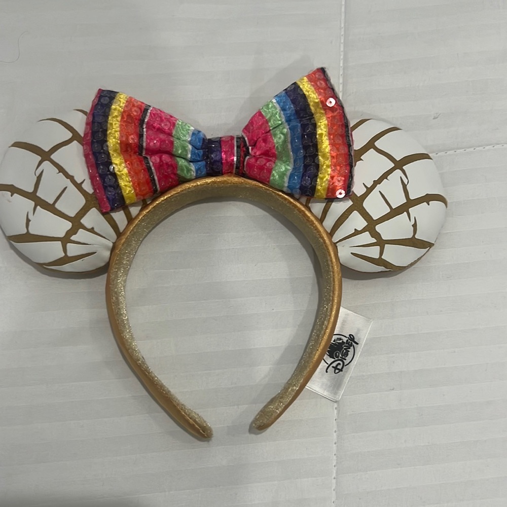 Disney Ears ONLY USED ONCE